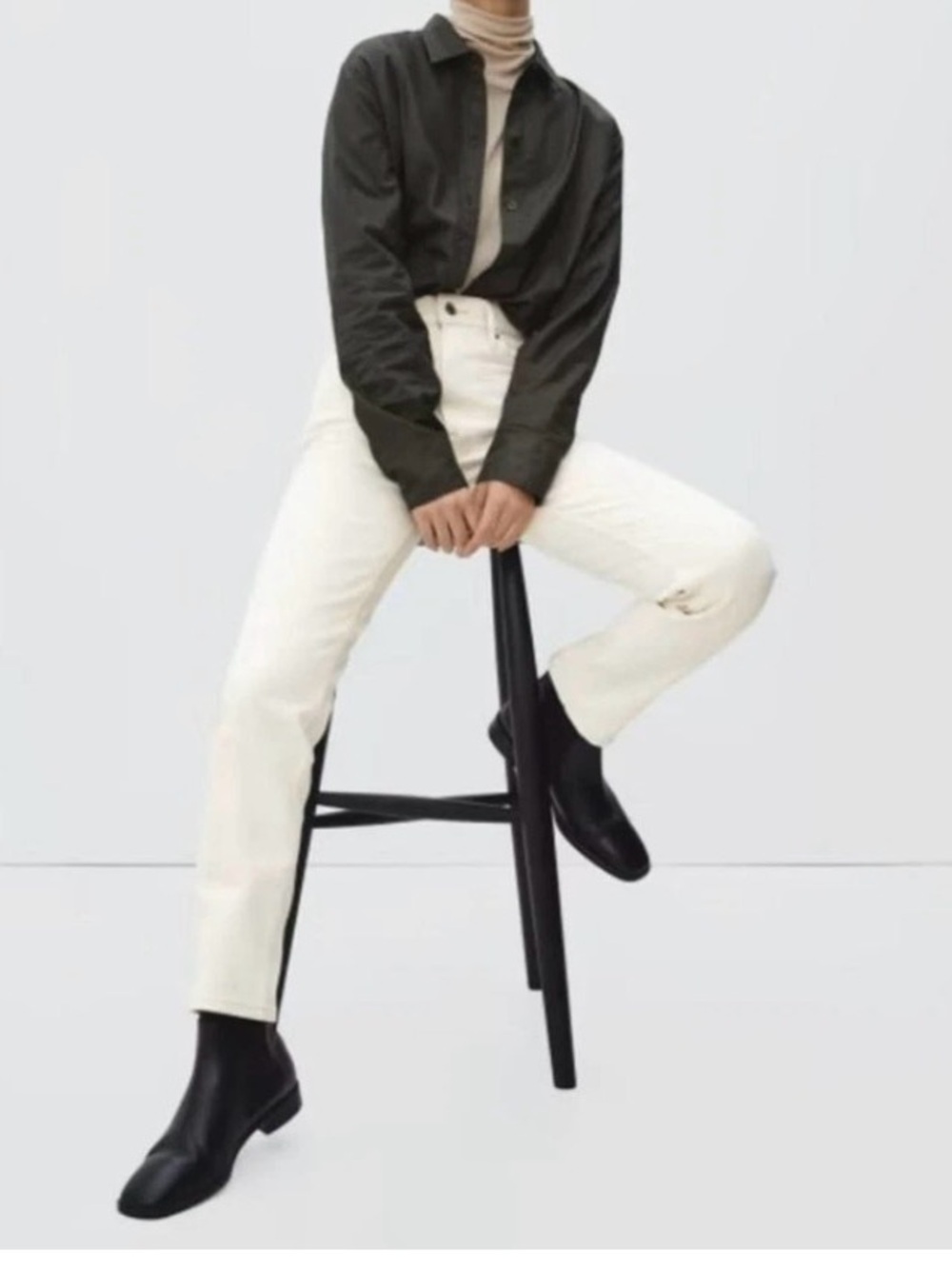Everlane the Original Cheeky Jean size 26 cropped ecru organic cotton